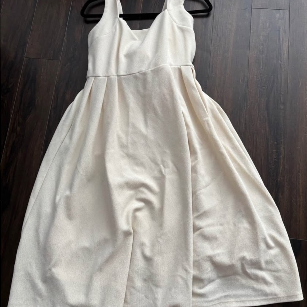 SHEIN White Sleeveless Sundress for Weddings